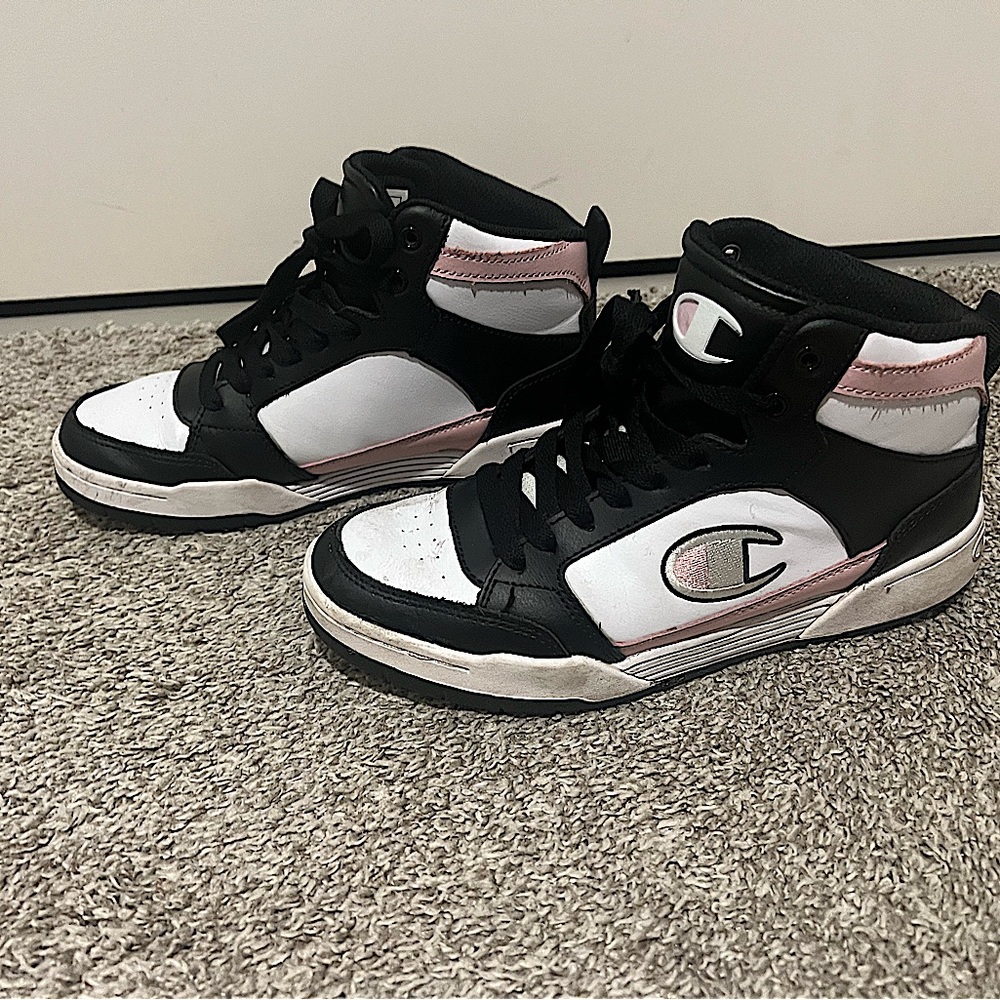 Women’s Hightop Shoes